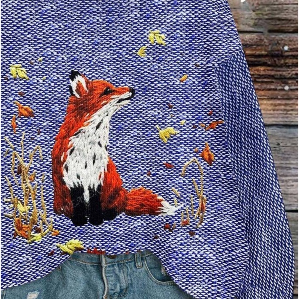 Fox Pattern Loose Pullover Sweater With Faux Embroidery Design - Picture 2 of 3